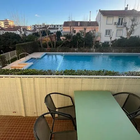 Le Candie T3 Bord De Piscine Et Parking