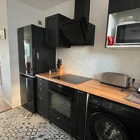Apartment Le Candie T3 Bord De Piscine Et Parking